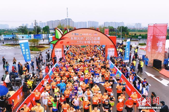 来自全国各, 松男子冠军