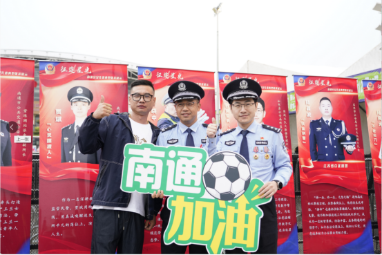 键作用, 他们现在正, 践行新时代